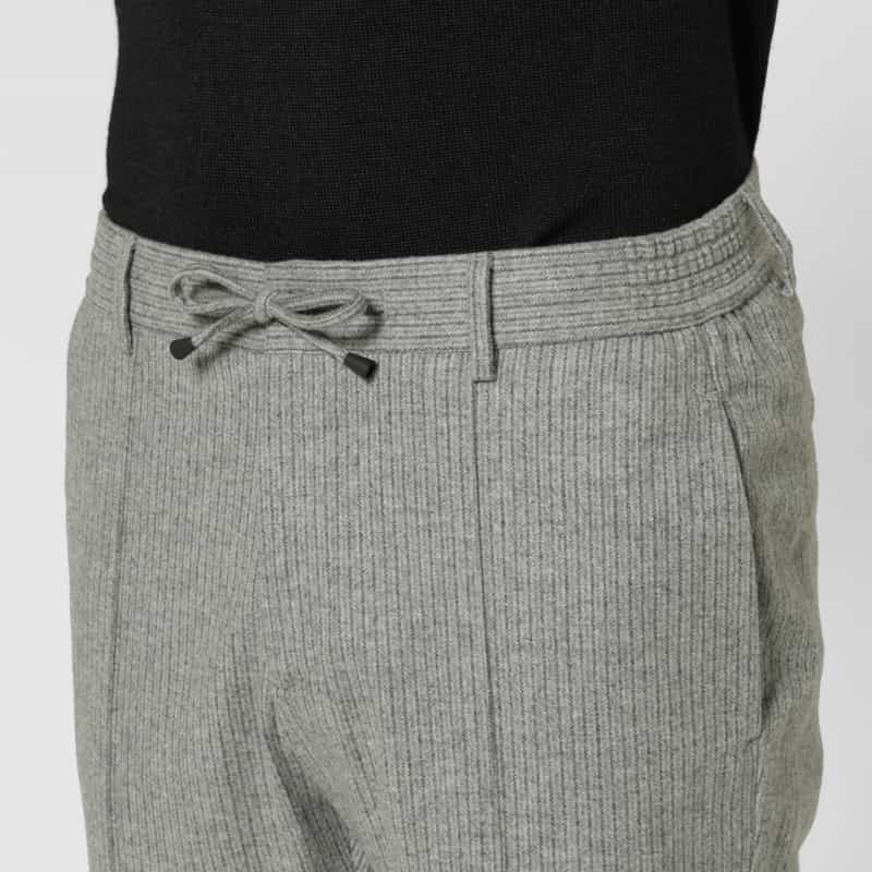 GIABSARCHIVIO GIABSARCHIVIO＜ジャブスアルキヴィオ＞ ウールサキソニー素材ストライプ柄テーパードパンツ“MASACCIO" LIGHT GRAY