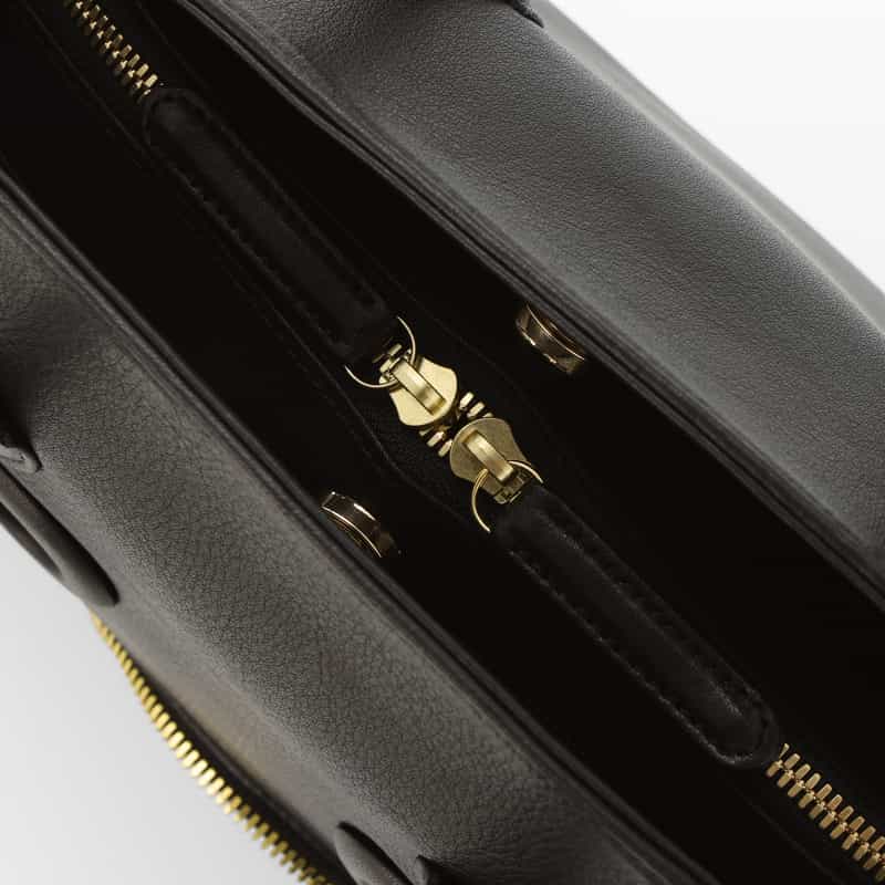 DOUBLET. DOUBLET.＜ダブレット＞ レザートートバッグ BLACK