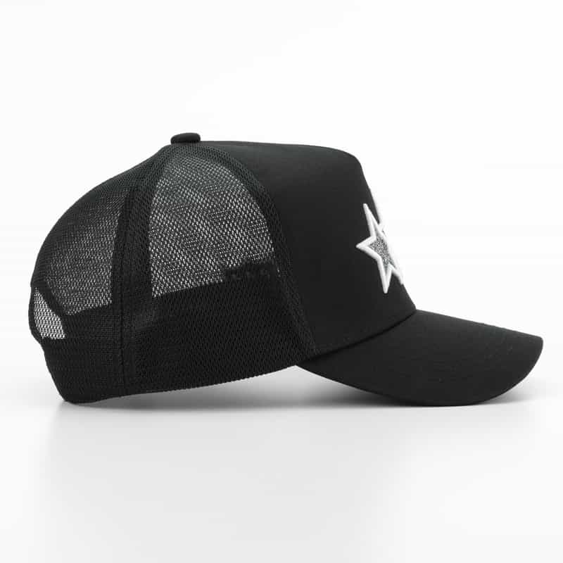 YOSHINORI KOTAKE DESIGN YOSHINORI KOTAKE DESIGN＜ヨシノリ コタケ デザイン＞ バーニーズ　ニューヨーク限定キャップ BLACK
