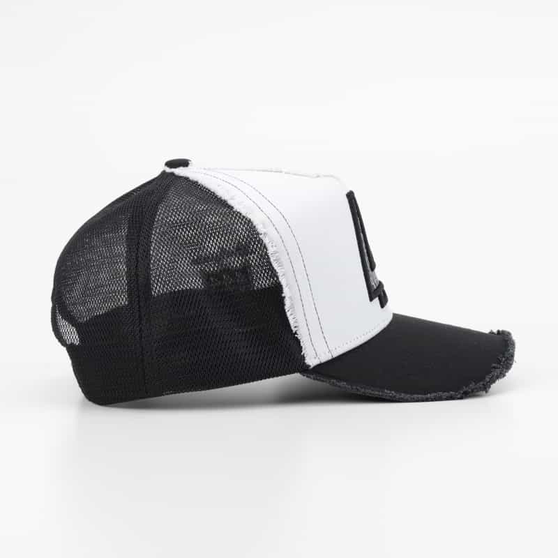 YOSHINORI KOTAKE DESIGN YOSHINORI KOTAKE DESIGN＜ヨシノリ コタケ デザイン＞ ベースボールキャップ“LA" WHITE