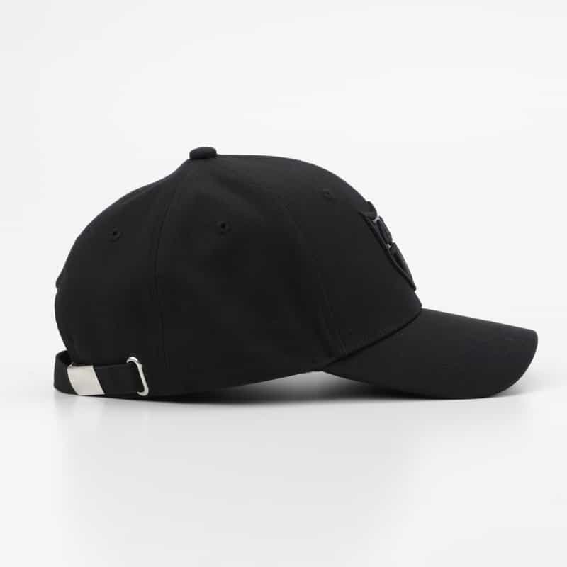 YOSHINORI KOTAKE DESIGN YOSHINORI KOTAKE DESIGN＜ヨシノリ コタケ デザイン＞ ベースボールキャップ“444" BLACK