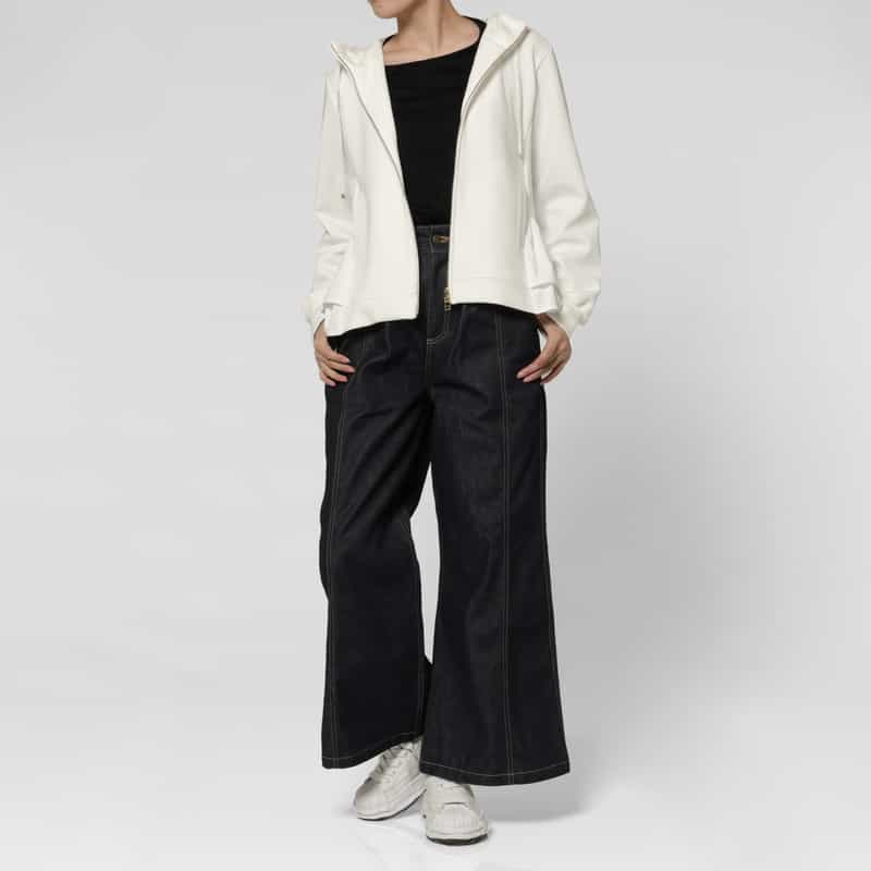 BARNEYS NEW YORK ウォッシャブル 異素材コンビネーション バックフリル ジップアップフーデッドパーカー WHITE