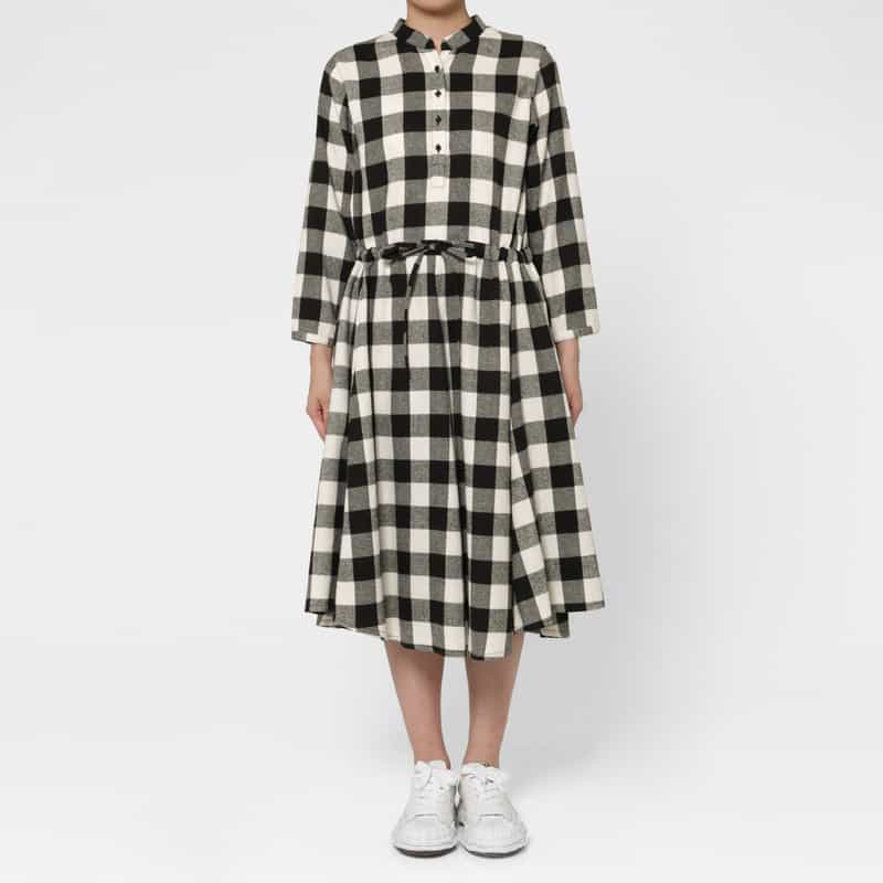 BARNEYS NEW YORK ウォッシャブル ドローコード付きブロックチェック柄シャツドレス WHITE