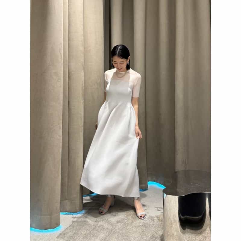 CFCL CFCL ＜シーエフシーエル＞ ルーセントデコルテ ロングドレス “POTTERY“ BEIGE