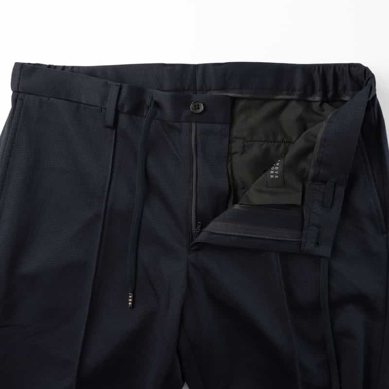 BARNEYS NEW YORK セットアップ メッシュストレッチ素材ストレートパンツ NAVY