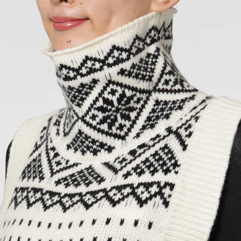 HYKE HYKE ＜ハイク＞ ノルディック柄ニットベスト IVORY