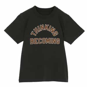 SACAI＜サカイ＞ グラフィックTシャツ