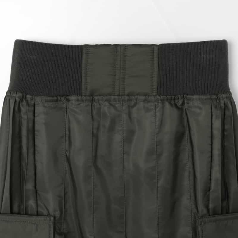 SACAI SACAI＜サカイ＞ ポケット付きナイロンツイルプリーツスカート KHAKI
