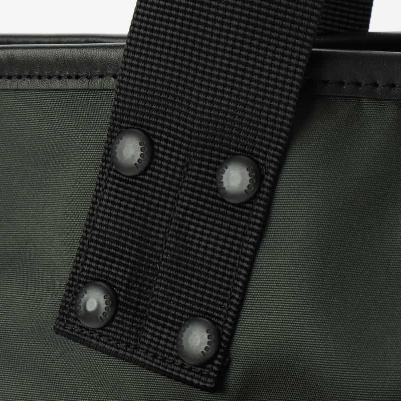 SACAI SACAI ＜サカイ＞ ポケットトートバッグ（M） KHAKI