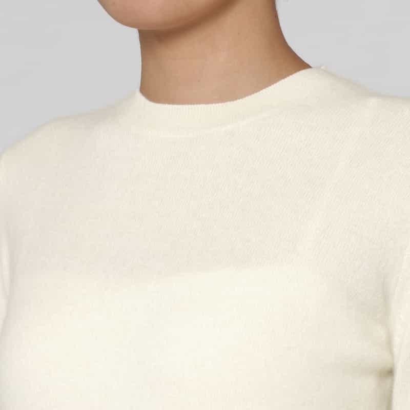 BARNEYS NEW YORK カシミヤ クルーネックニットプルオーバー IVORY