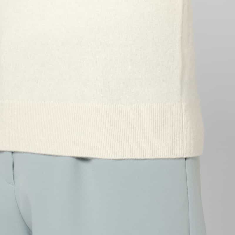 BARNEYS NEW YORK カシミヤ クルーネックニットプルオーバー IVORY