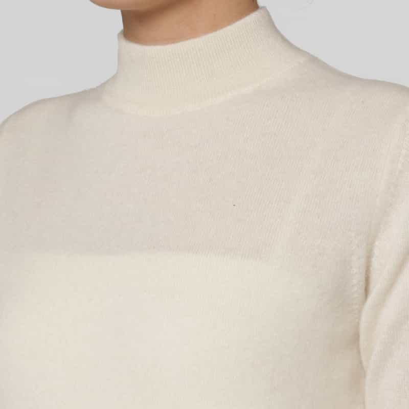 BARNEYS NEW YORK カシミヤ モックネックニットプルオーバー IVORY
