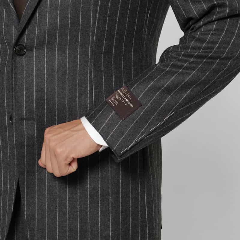 BARNEYS NEW YORK チョークストライプ柄スーツ“MADISON" GRAY