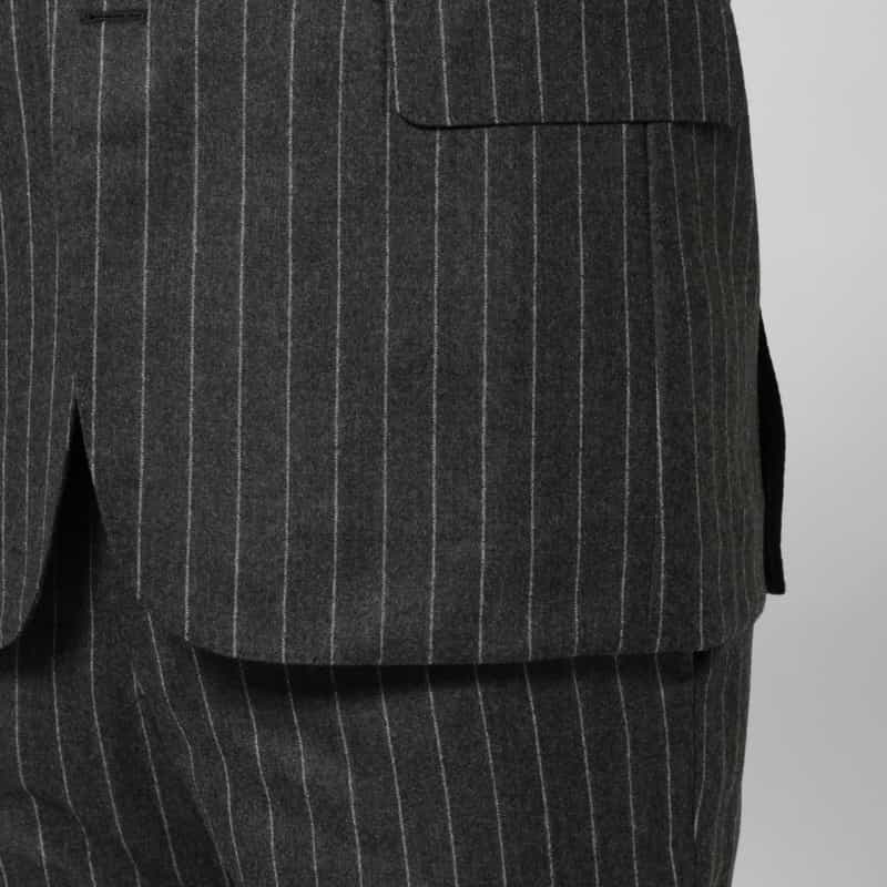 BARNEYS NEW YORK チョークストライプ柄スーツ“MADISON" GRAY