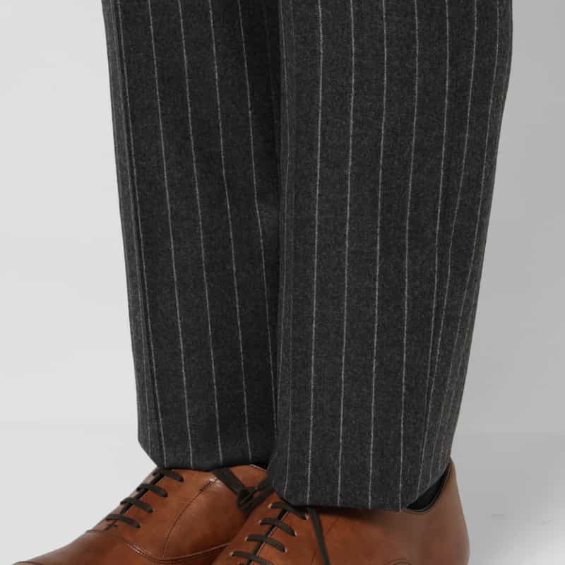 BARNEYS NEW YORK チョークストライプ柄スーツ“MADISON" GRAY