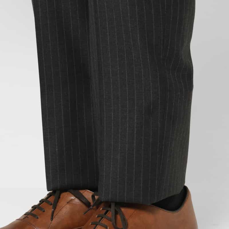 BARNEYS NEW YORK ピンストライプ柄スーツ“MANHATTAN" GRAY
