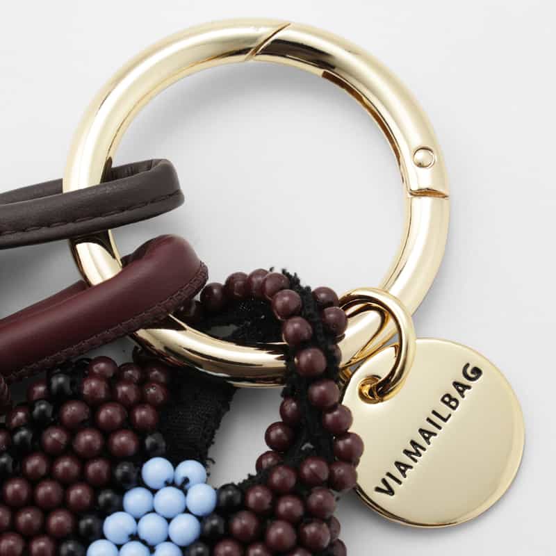 VIAMAILBAG VIAMAILBAG ＜ヴィアメイルバッグ＞ バッグチャーム（ビーズバッグ） BROWN