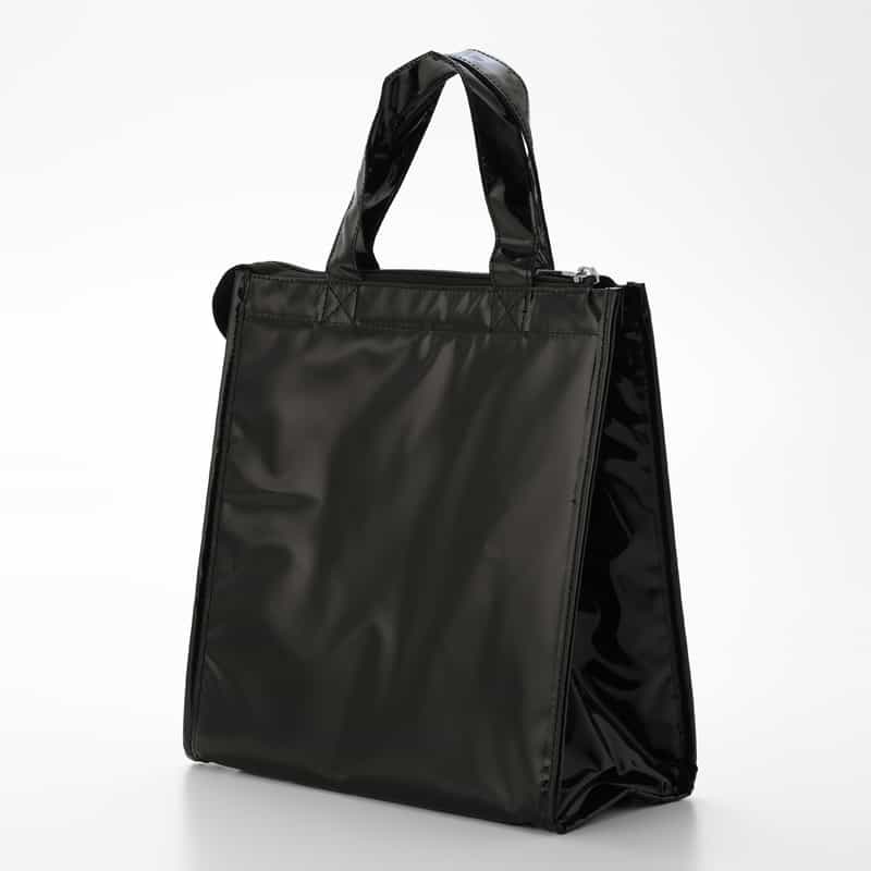 BARNEYS NEW YORK ロゴ入りPVC保冷トートバッグ／無地 BLACK