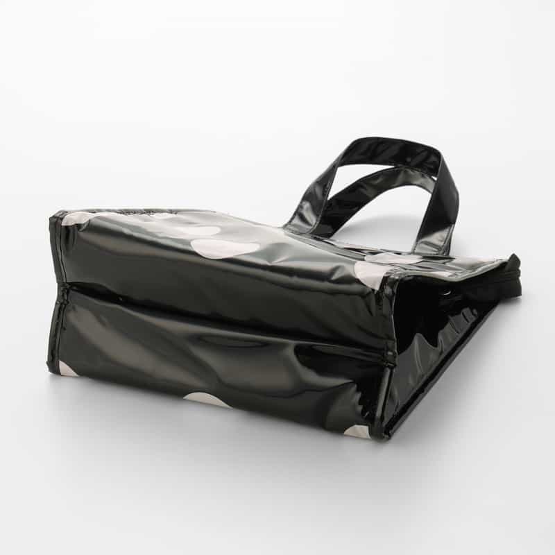 BARNEYS NEW YORK ロゴ入りPVC保冷トートバッグ／ドット柄 BLACK