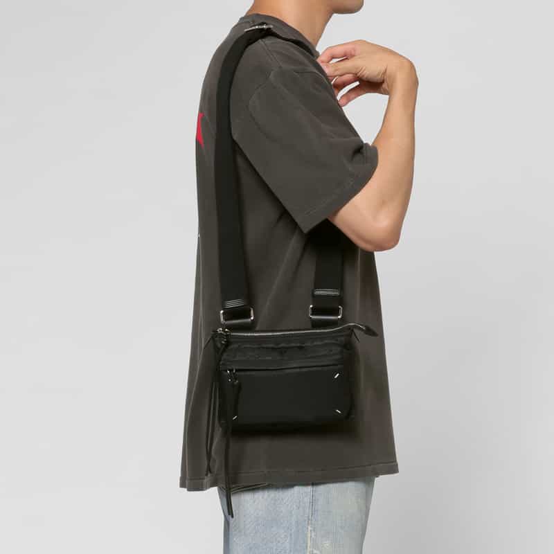 MAISON MARGIELA MAISON MARGIELA＜メゾンマルジェラ＞ クロスボディバッグ BLACK