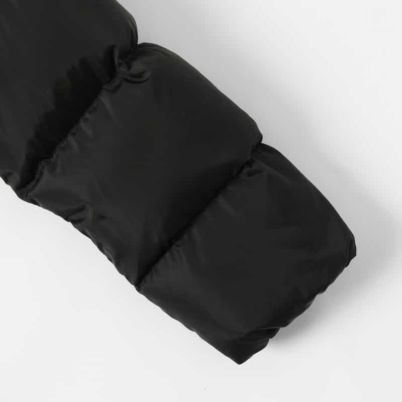 MONCLER MONCLER＜モンクレール＞ ショート丈ダウンジャケット “AVOCE“ BLACK
