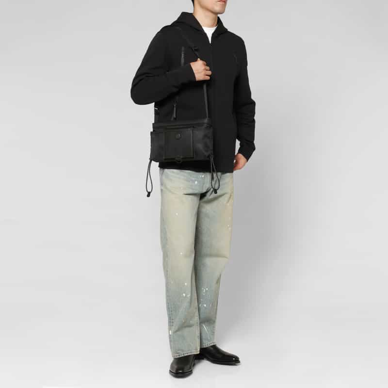 MONCLER MONCLER＜モンクレール＞ クロスボディバッグ BLACK