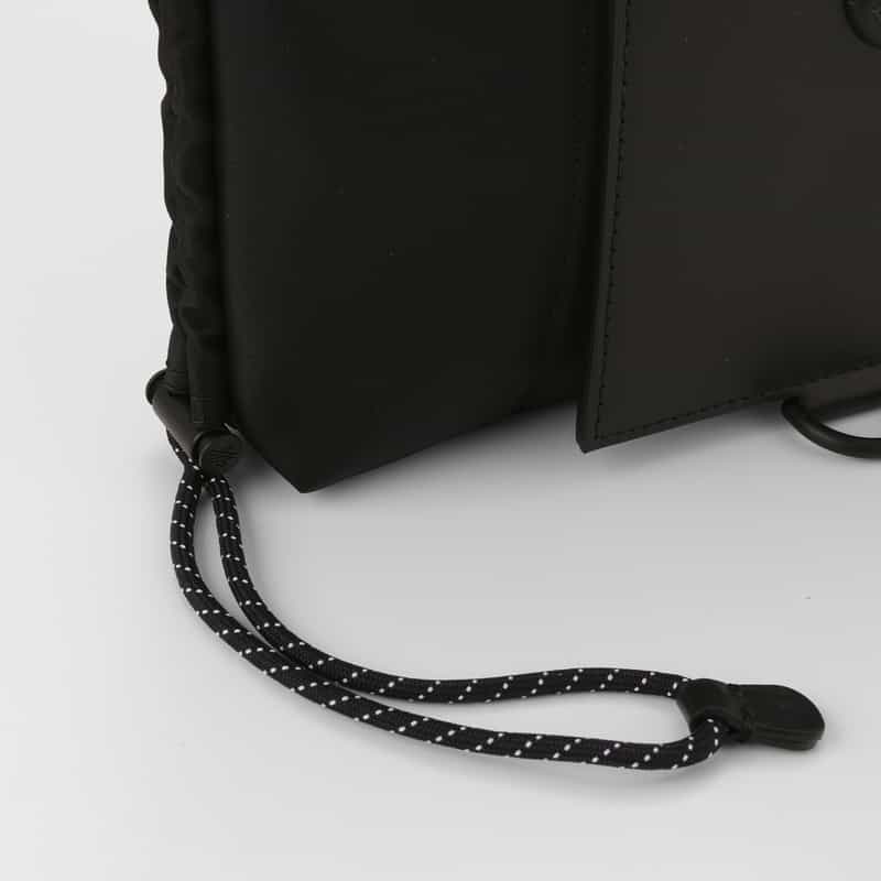 MONCLER MONCLER＜モンクレール＞ クロスボディバッグ BLACK