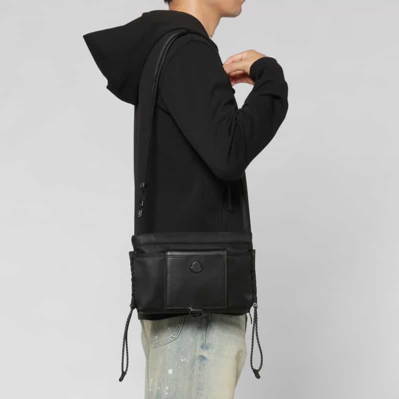 MONCLER MONCLER＜モンクレール＞ クロスボディバッグ BLACK