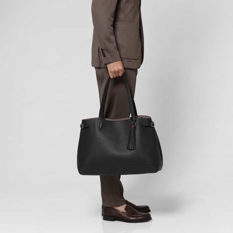 ACATE ACATE＜アカーテ＞ レザートートバッグ（M）“LODOS2" BLACK
