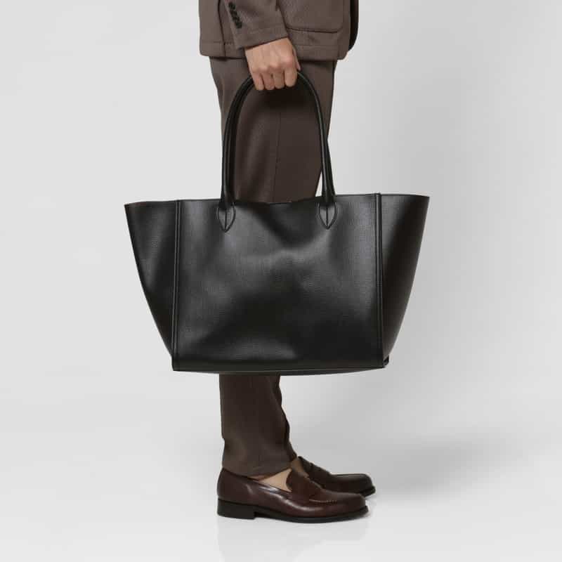 ACATE ACATE＜アカーテ＞ レザートートバッグ（L）“MOSTO" BLACK