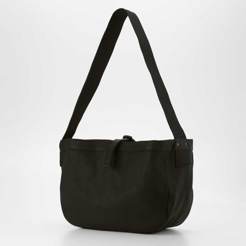 T.T T.T＜ティー ティー＞ ホースレザーショルダーバッグ"NEWSBOY" BLACK