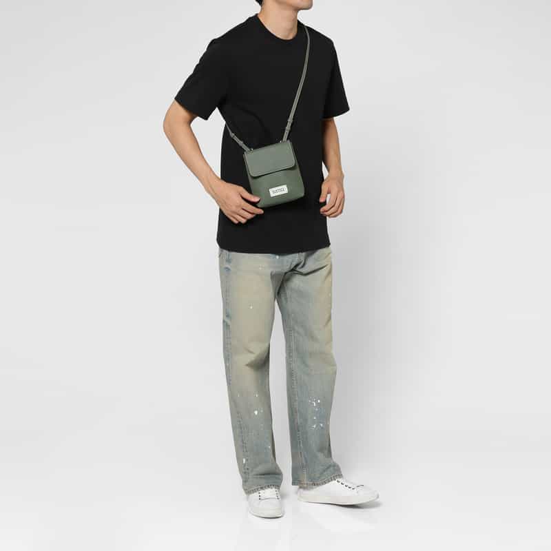 BARNEYS NEW YORK ロゴ入りミニショルダーバッグ GREEN