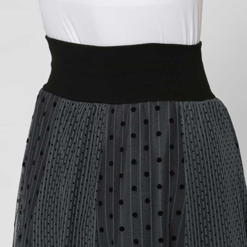 BARNEYS NEW YORK ドッド柄 チュールコンビネーションストライプデザインスカート GRAY