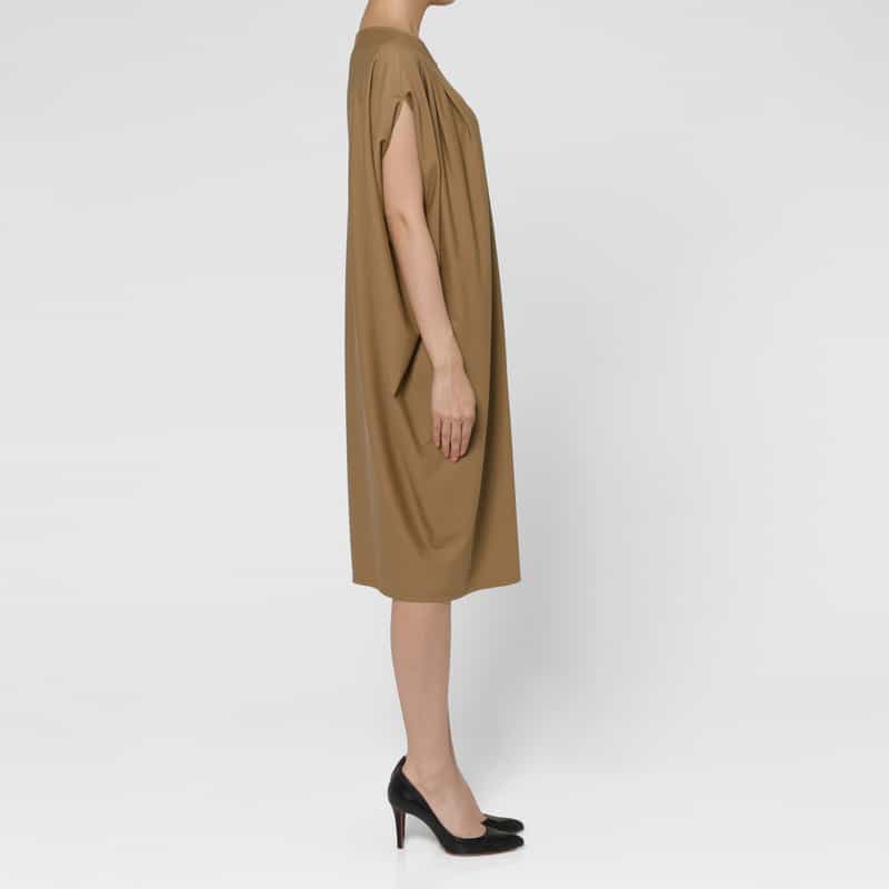 BARNEYS NEW YORK ウォッシャブル ドルマンスリーブドレス CAMEL