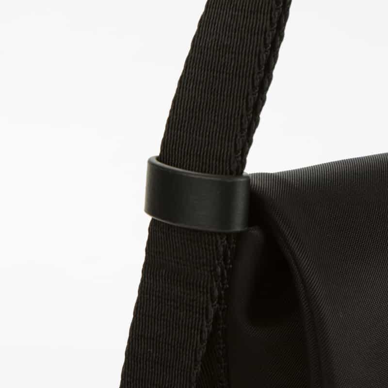 MM6 MAISON MARGIELA MM6 MAISON MARGIELA＜エムエム6 メゾン マルジェラ＞ ショルダーバッグ BLACK