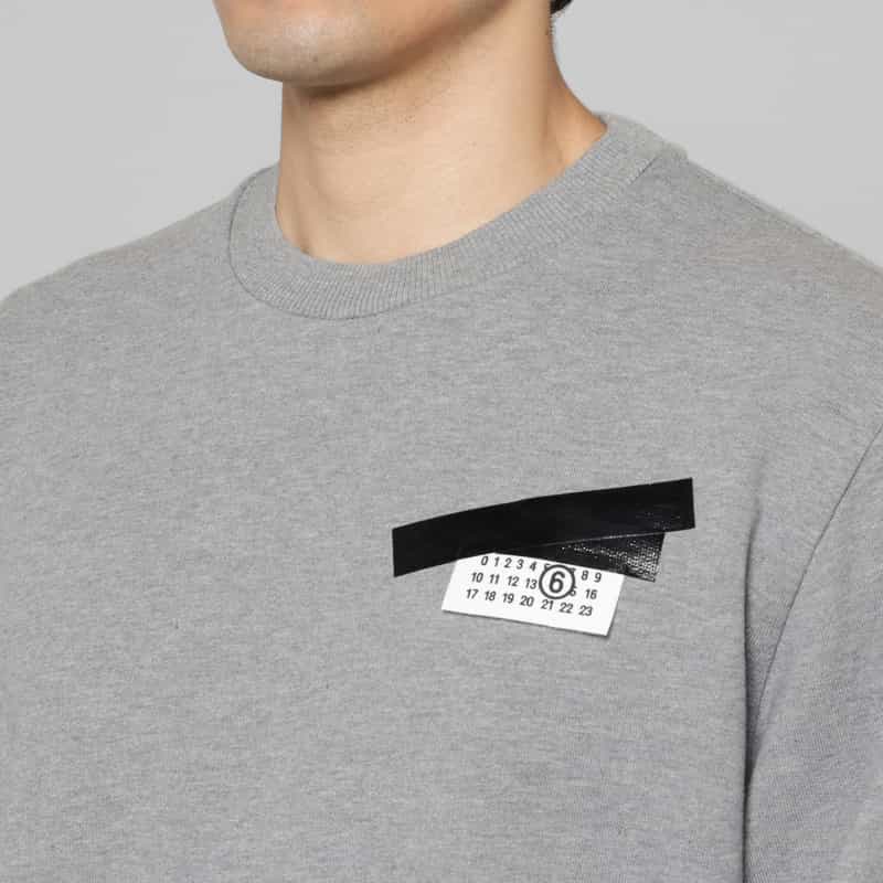 MM6 MAISON MARGIELA MM6 MAISON MARGIELA＜エムエム6 メゾン マルジェラ＞ ロゴパッチ スウェットプルオーバー GRAY
