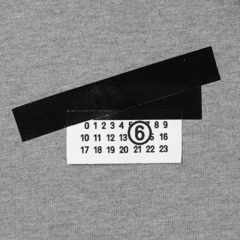 MM6 MAISON MARGIELA MM6 MAISON MARGIELA＜エムエム6 メゾン マルジェラ＞ ロゴパッチ スウェットプルオーバー GRAY