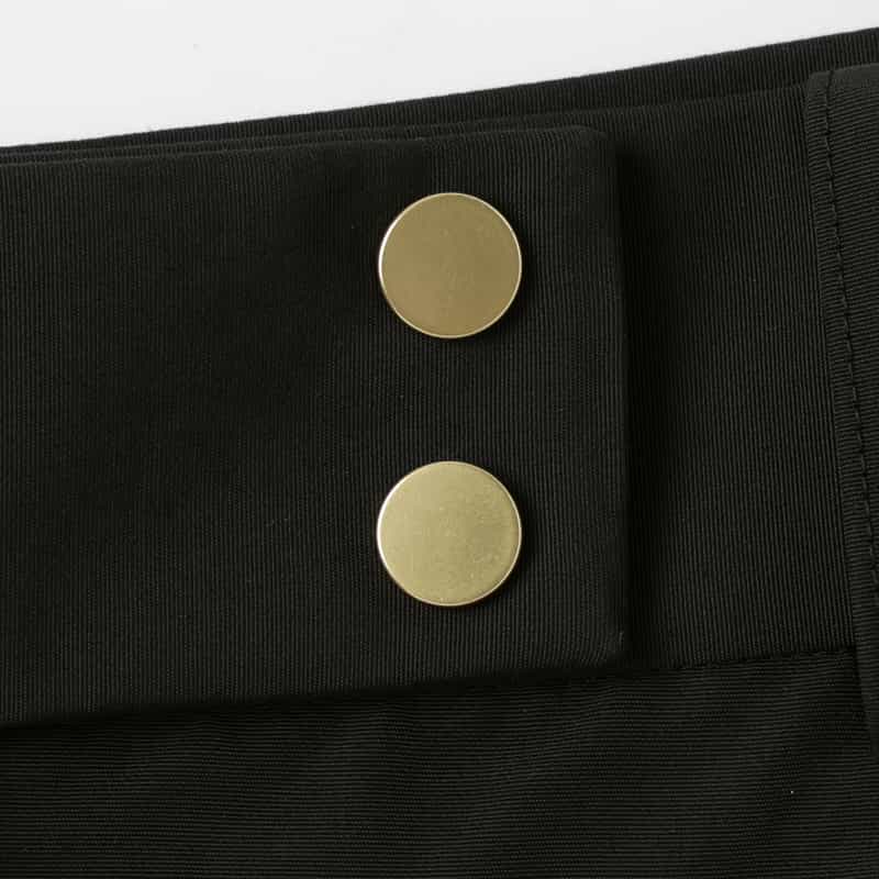 BARNEYS NEW YORK コットンナイロン素材Aラインサファリスカート BLACK