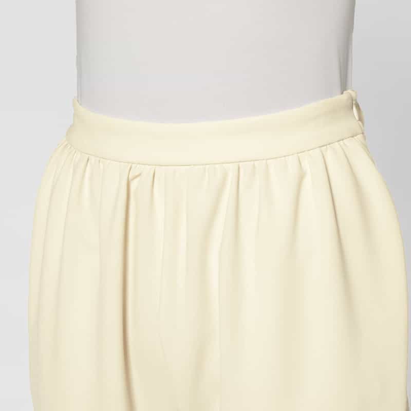 BARNEYS NEW YORK セットアップ ジャージーライクテーパードパンツ OFF WHITE