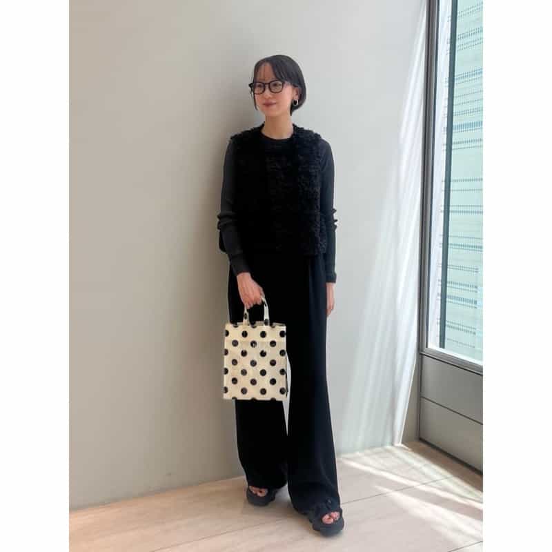 BARNEYS NEW YORK ロゴ入りPVCトートバッグ／ドット柄（M） WHITE