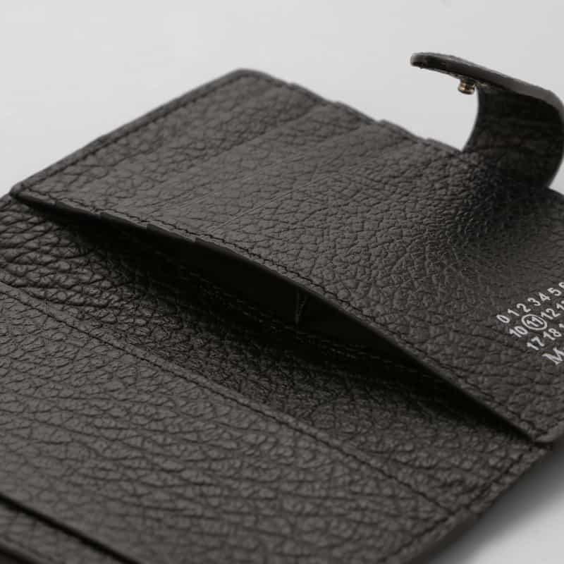 MAISON MARGIELA MAISON MARGIELA ＜メゾンマルジェラ＞ ハーフウォレット BLACK