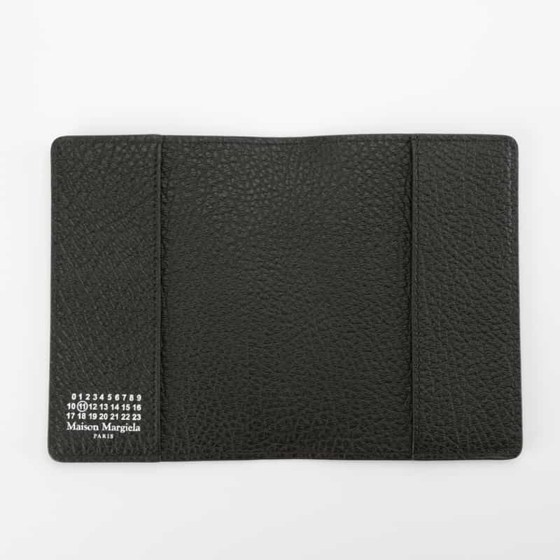 MAISON MARGIELA MAISON MARGIELA ＜メゾンマルジェラ＞ パスポートカバー BLACK