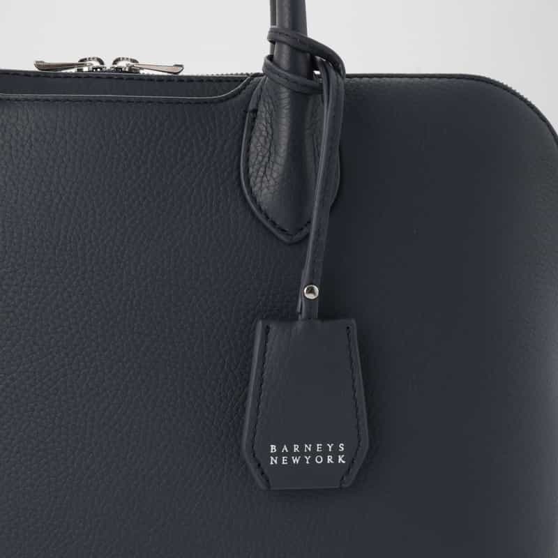 BARNEYS NEW YORK シュリンクレザーブリーフケース NAVY