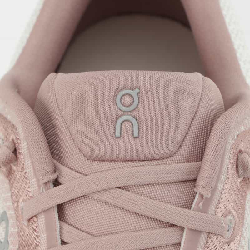 ON ON ＜オン＞ スニーカー "Cloudtilt" LIGHT PINK