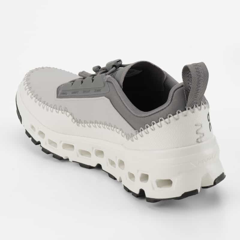 ON ON ＜オン＞ スニーカー "CLOUDAWAY 2" IVORY