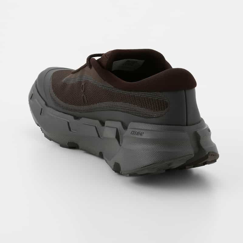 ON ON ＜オン＞ スニーカー "CLOUDSOMA" DARK BROWN