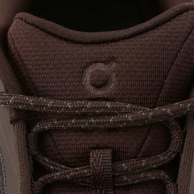 ON ON ＜オン＞ スニーカー "CLOUDSOMA" DARK BROWN
