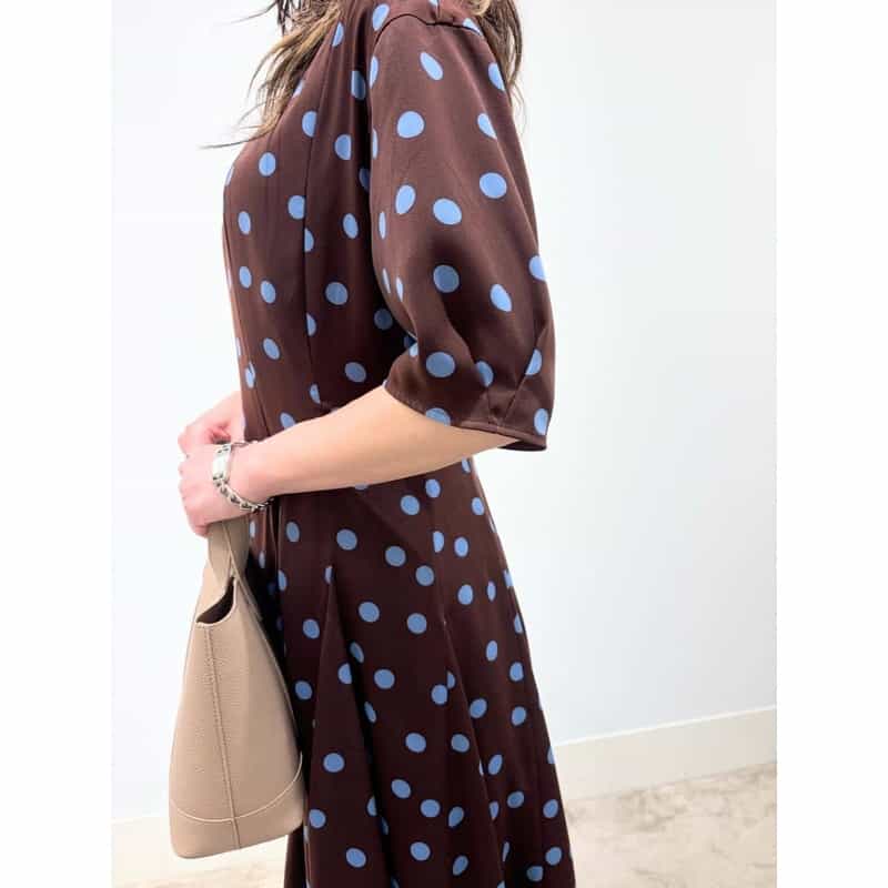BARNEYS NEW YORK スエードライク ドット柄フレアドレス BROWN