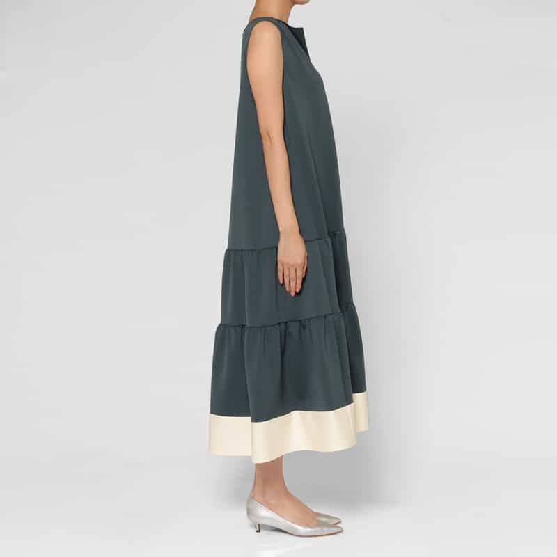BARNEYS NEW YORK スクーバ素材 バイカラーティアードドレス GRAY