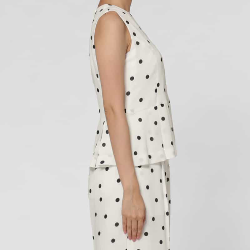 BARNEYS NEW YORK セットアップ ウォッシャブル リネンライク ドット柄ペプラムヘムブラウス WHITE